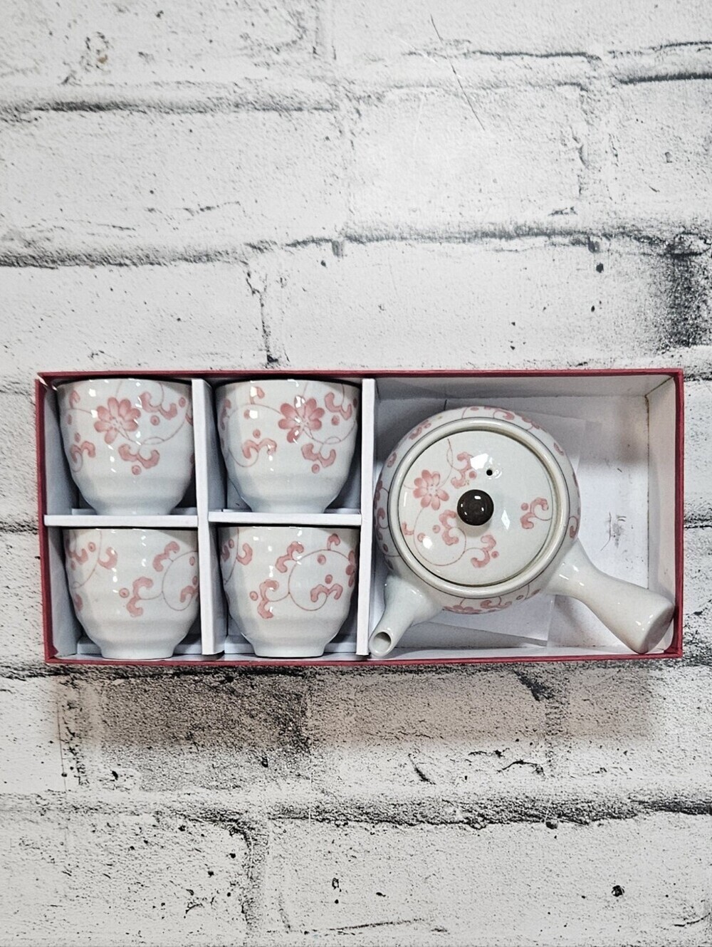 Porcelain Tea Set Teapot & 4 Cups Pink Floral Asian Style NIB